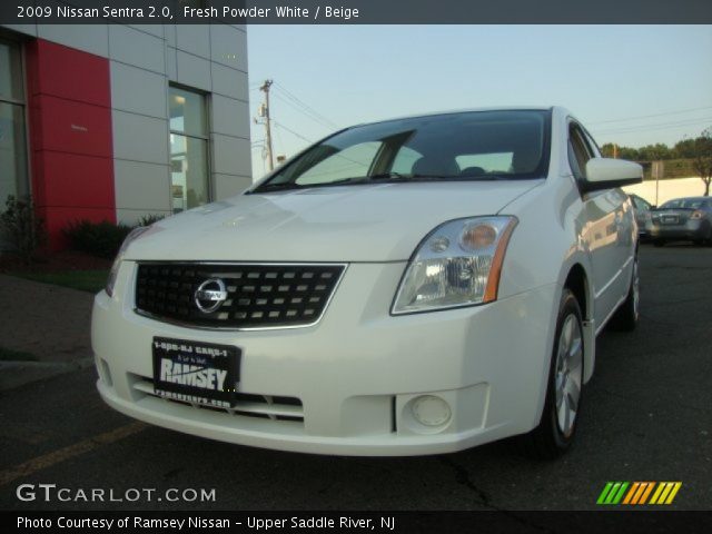 2009 Nissan Sentra 2.0 in Fresh Powder White