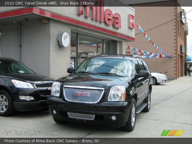2010 GMC Yukon Denali AWD in Onyx Black