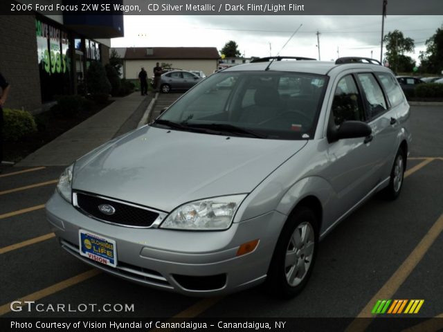 2006 Ford Focus ZXW SE Wagon in CD Silver Metallic