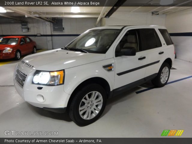 2008 Land Rover LR2 SE in Alaska White