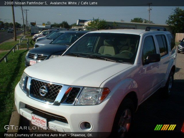 2008 Nissan Pathfinder S in Avalanche White