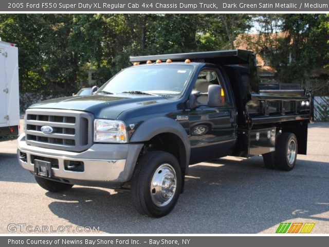 2005 Ford F550 Super Duty XL Regular Cab 4x4 Chassis Dump Truck in Dark Green Satin Metallic