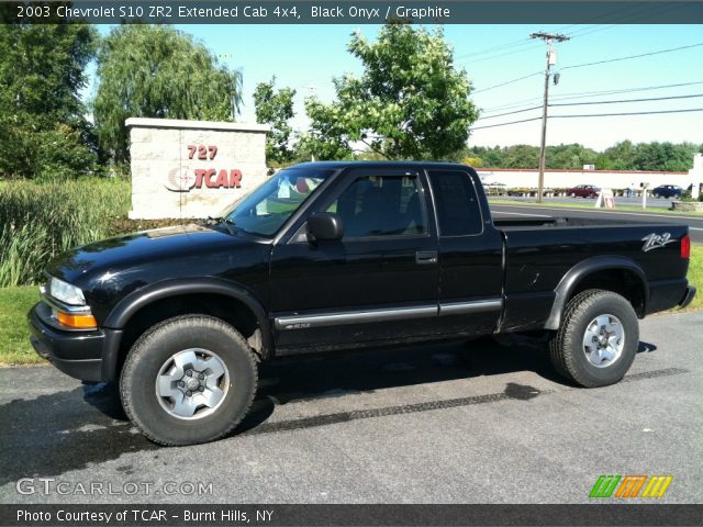 2003 Chevrolet S10 ZR2 Extended Cab 4x4 in Black Onyx
