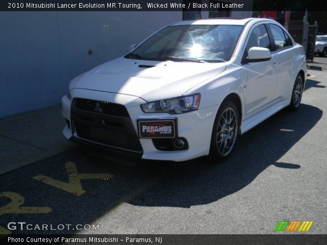 2010 Mitsubishi Lancer Evolution MR Touring in Wicked White