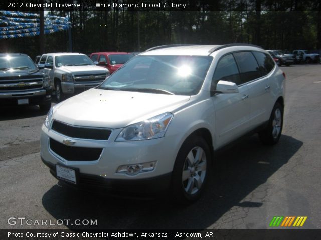 2012 Chevrolet Traverse LT in White Diamond Tricoat