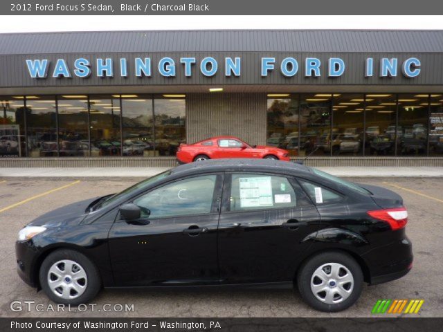 2012 Ford Focus S Sedan in Black