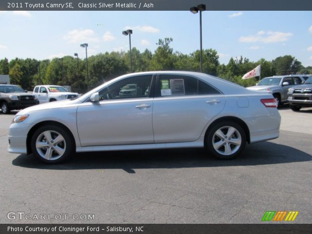 2011 Toyota Camry SE in Classic Silver Metallic