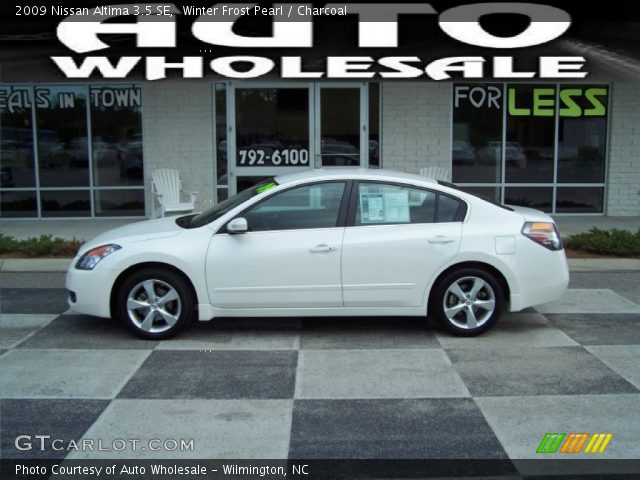 2009 Nissan Altima 3.5 SE in Winter Frost Pearl