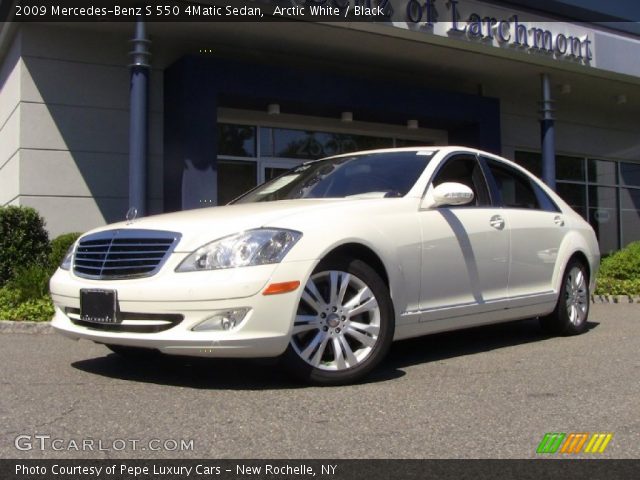 2009 Mercedes-Benz S 550 4Matic Sedan in Arctic White