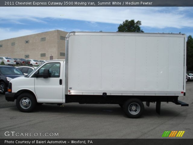 2011 Chevrolet Express Cutaway 3500 Moving Van in Summit White