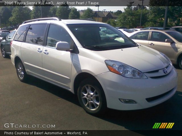 2006 Toyota Sienna XLE AWD in Arctic Frost Pearl