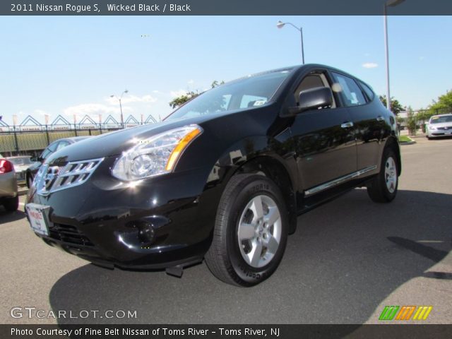 2011 Nissan Rogue S in Wicked Black