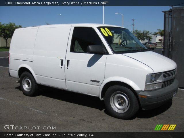 Ivory White 2000 Chevrolet Astro Cargo Van Medium Gray