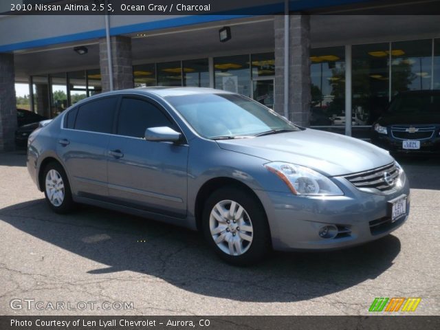 2010 Nissan Altima 2.5 S in Ocean Gray