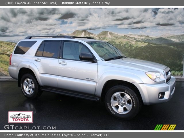 2006 Toyota 4Runner SR5 4x4 in Titanium Metallic