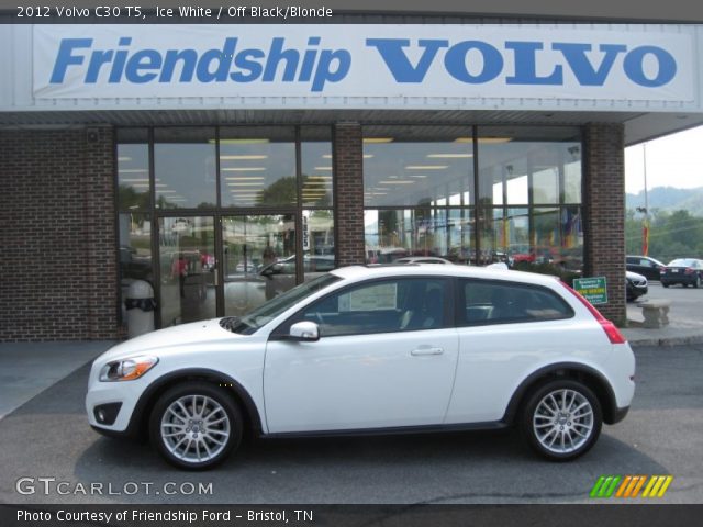 2012 Volvo C30 T5 in Ice White