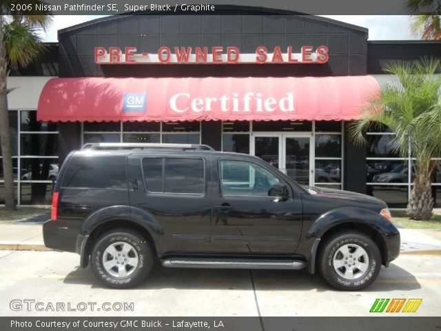 2006 Nissan Pathfinder SE in Super Black