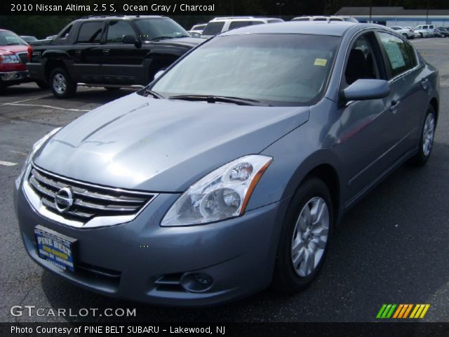 2010 Nissan Altima 2.5 S in Ocean Gray