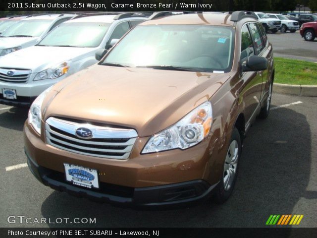 2011 Subaru Outback 2.5i Wagon in Caramel Bronze Pearl