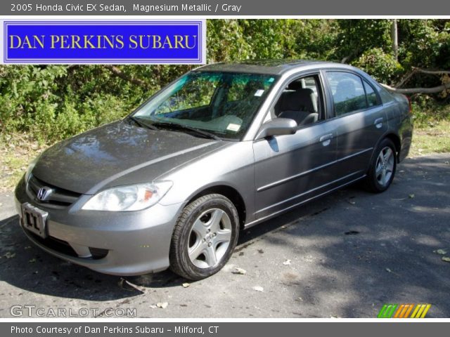 2005 Honda Civic EX Sedan in Magnesium Metallic