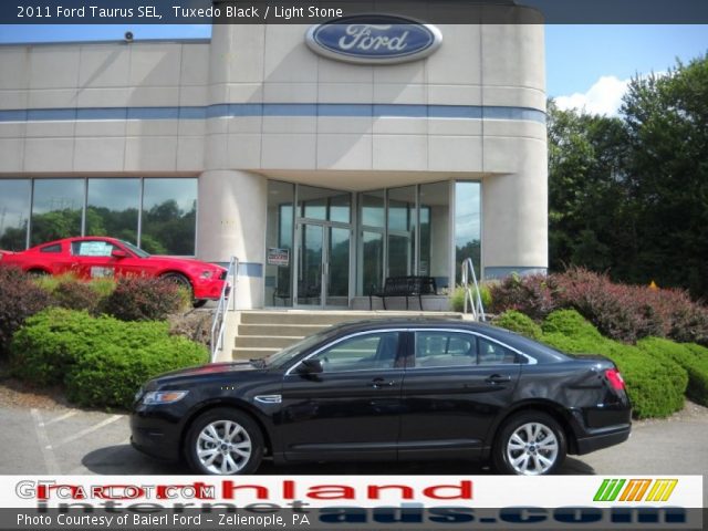 2011 Ford Taurus SEL in Tuxedo Black