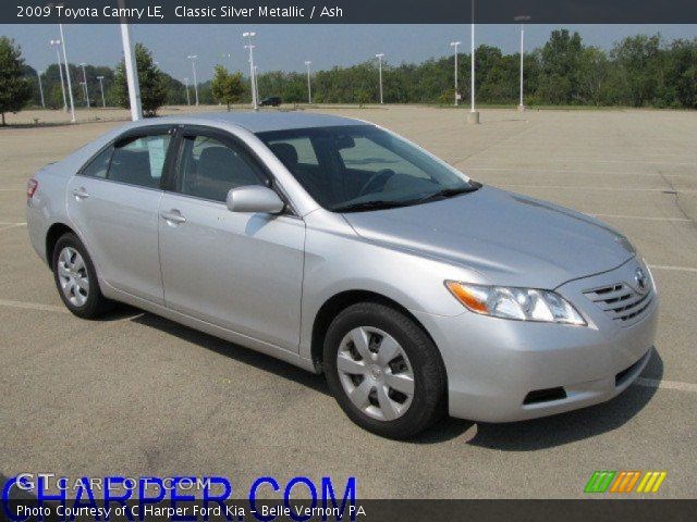2009 Toyota Camry LE in Classic Silver Metallic