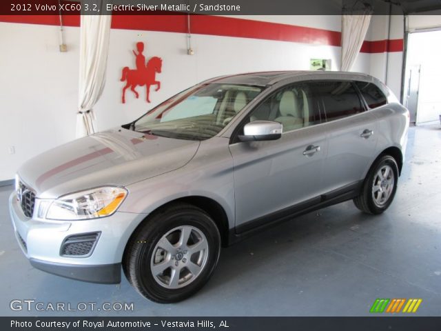 2012 Volvo XC60 3.2 in Electric Silver Metallic