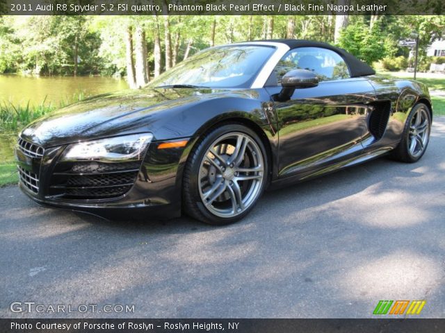 2011 Audi R8 Spyder 5.2 FSI quattro in Phantom Black Pearl Effect