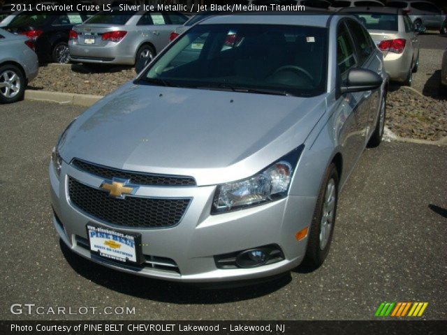 2011 Chevrolet Cruze LS in Silver Ice Metallic