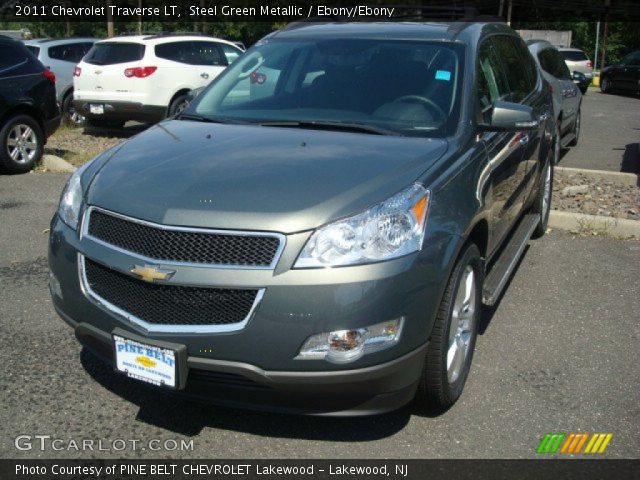 2011 Chevrolet Traverse LT in Steel Green Metallic