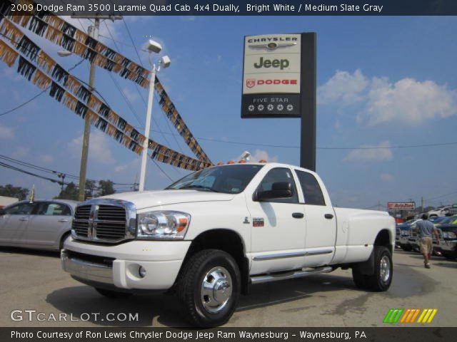 2009 Dodge Ram 3500 Laramie Quad Cab 4x4 Dually in Bright White