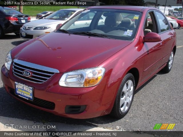 2007 Kia Spectra EX Sedan in Radiant Red