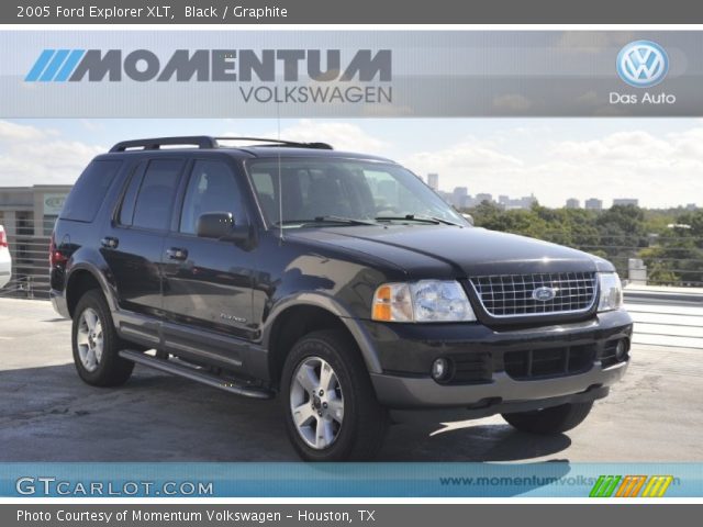 2005 Ford Explorer XLT in Black