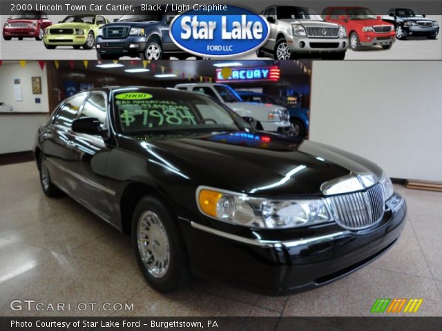 2000 Lincoln Town Car Cartier in Black