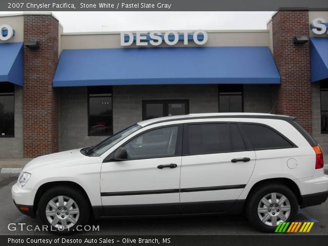 2007 Chrysler Pacifica  in Stone White