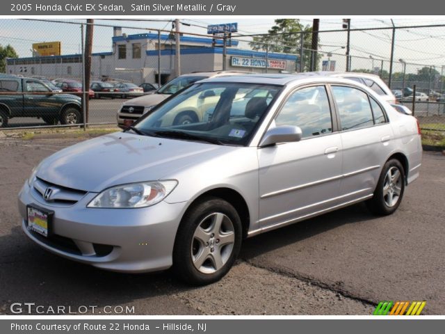 2005 Honda Civic EX Sedan in Satin Silver Metallic