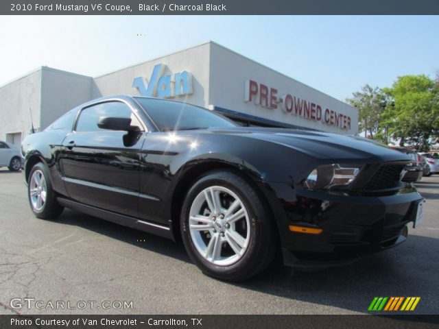 2010 Ford Mustang V6 Coupe in Black