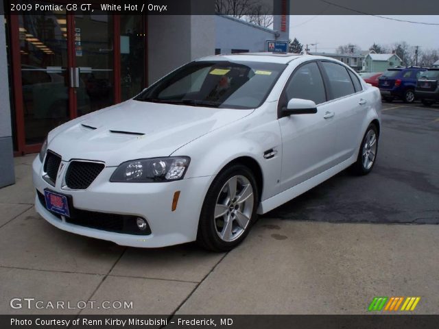 2009 Pontiac G8 GT in White Hot