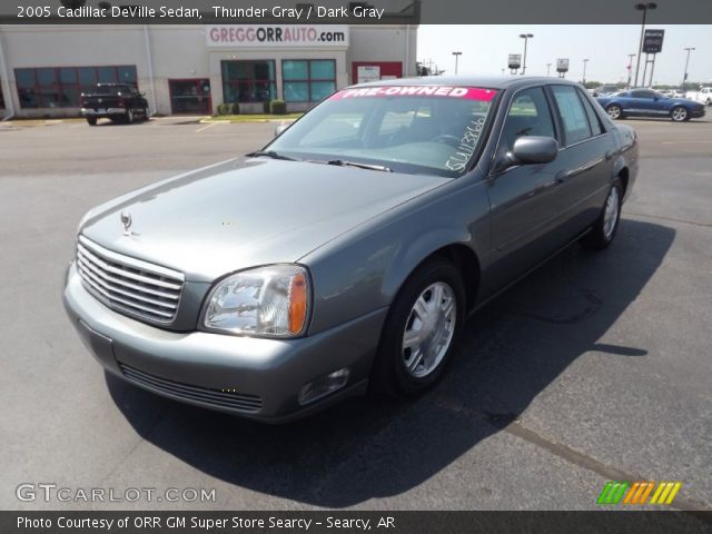 2005 Cadillac DeVille Sedan in Thunder Gray