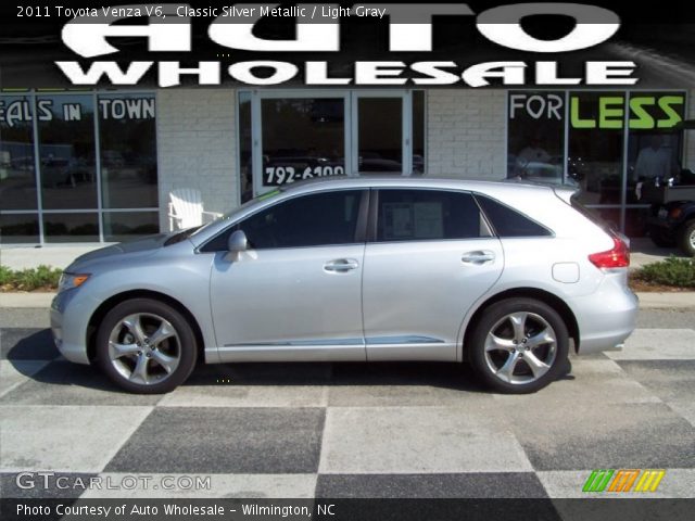 2011 Toyota Venza V6 in Classic Silver Metallic