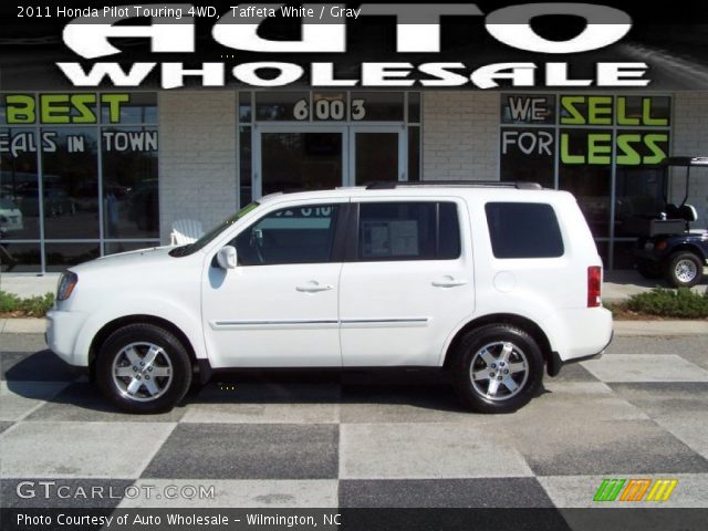 2011 Honda Pilot Touring 4WD in Taffeta White