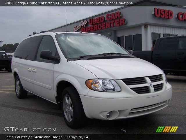 2006 Dodge Grand Caravan SXT in Stone White