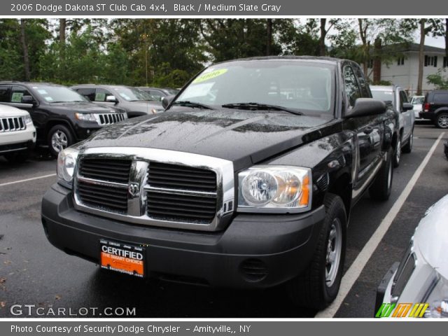 2006 Dodge Dakota ST Club Cab 4x4 in Black