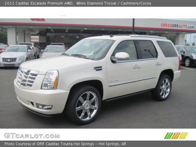 2011 Cadillac Escalade Premium AWD in White Diamond Tricoat