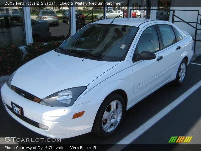 2003 Ford Focus ZTS Sedan in Cloud 9 White