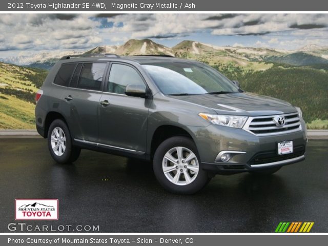2012 Toyota Highlander SE 4WD in Magnetic Gray Metallic