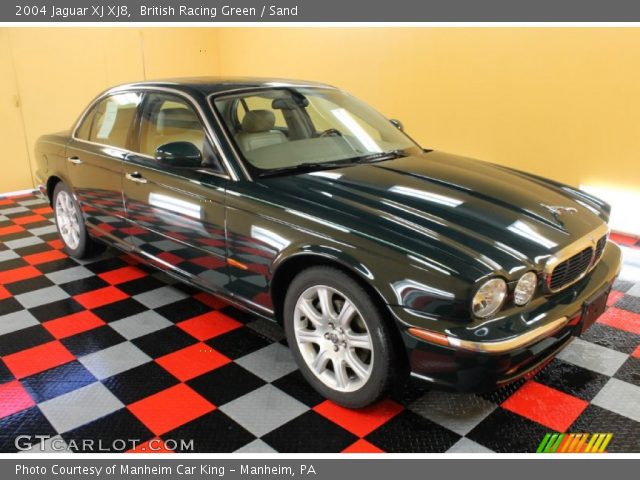 2004 Jaguar XJ XJ8 in British Racing Green