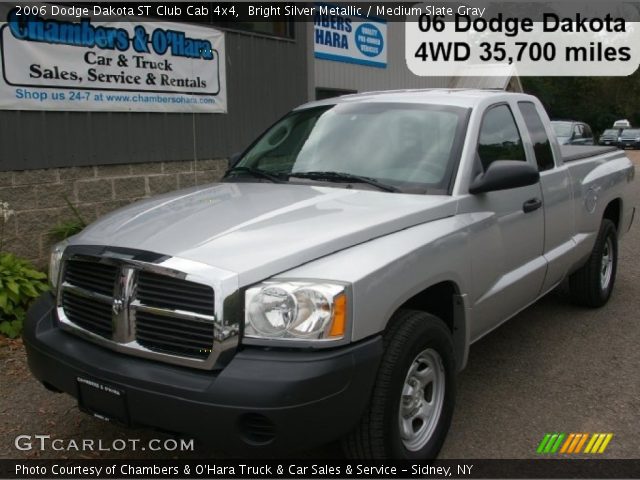 2006 Dodge Dakota ST Club Cab 4x4 in Bright Silver Metallic