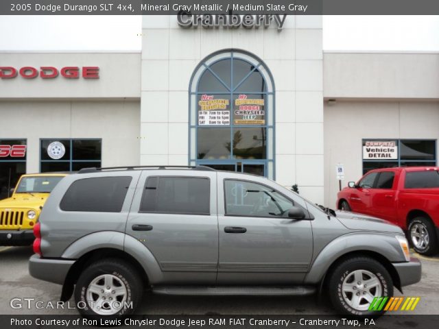 2005 Dodge Durango SLT 4x4 in Mineral Gray Metallic