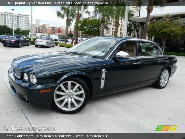 2009 Jaguar XJ Vanden Plas in Botanical Green